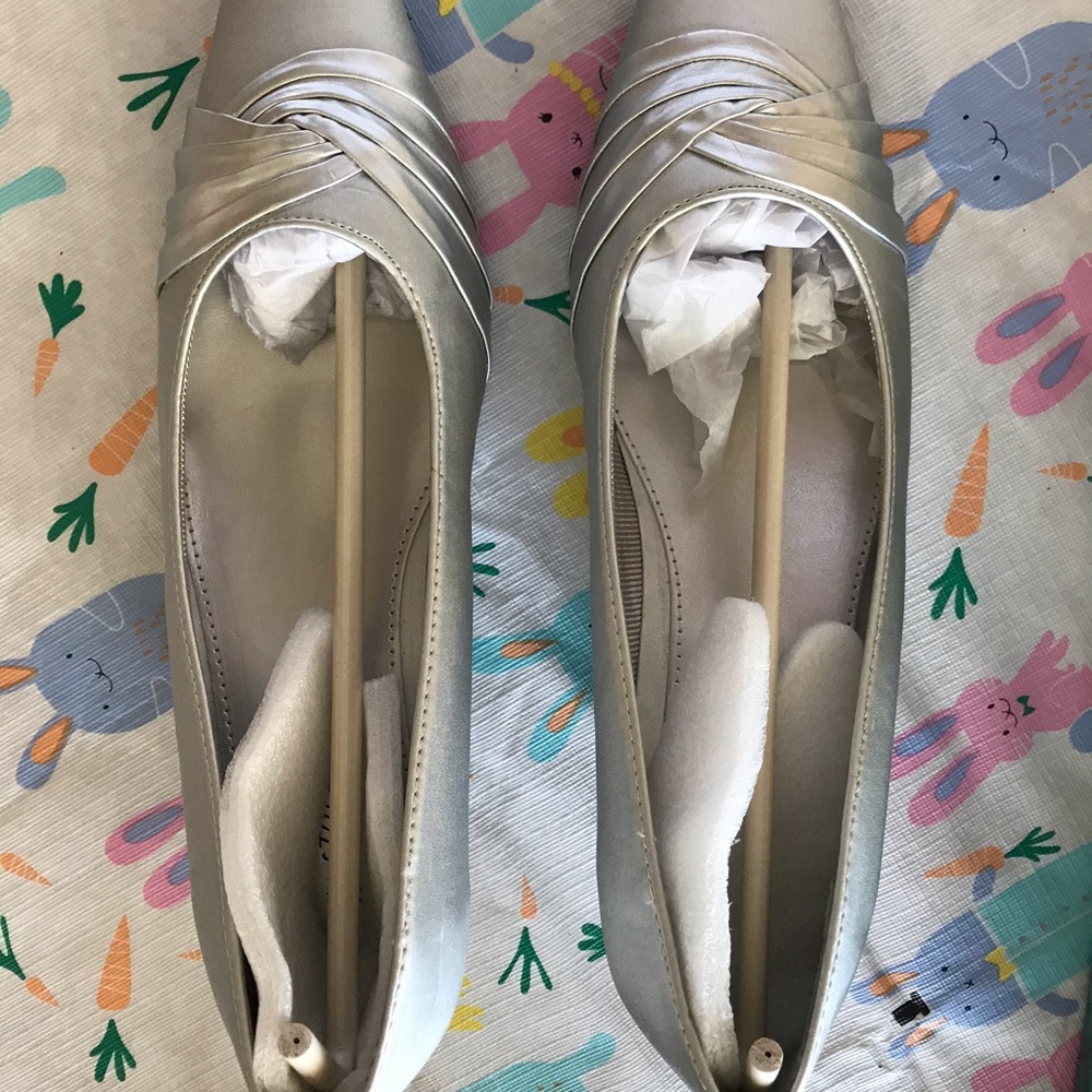 Silver Satin low heels 1 1/2”